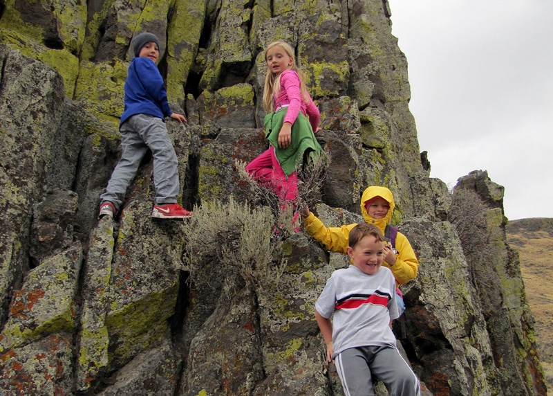 kids-rock-climbing